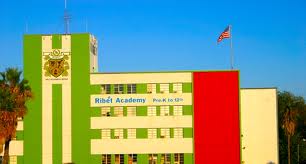 Ribet Academy 瑞贝学院 (美国私立交换生学校)
